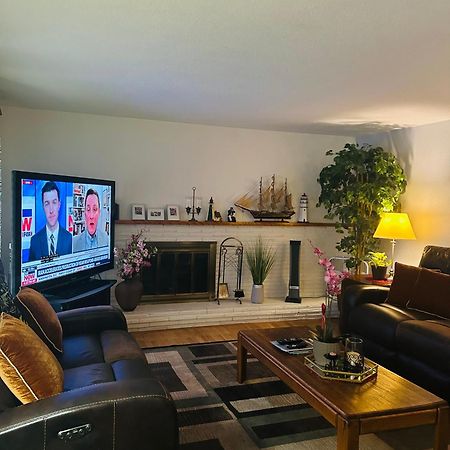 Emerald City 3 Bedroom 1 Bath Home Юджин Екстер'єр фото